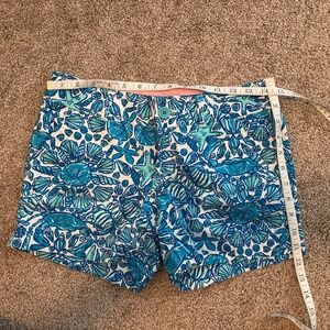 Lilly Pulitzer Blue shell print shorts